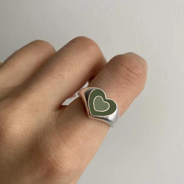 Creative Love Heart Ring – Elegant Alloy Ring with Color Retention Electroplating, Available in Sizes 6/7/8, Packaged in a Bubble Bag