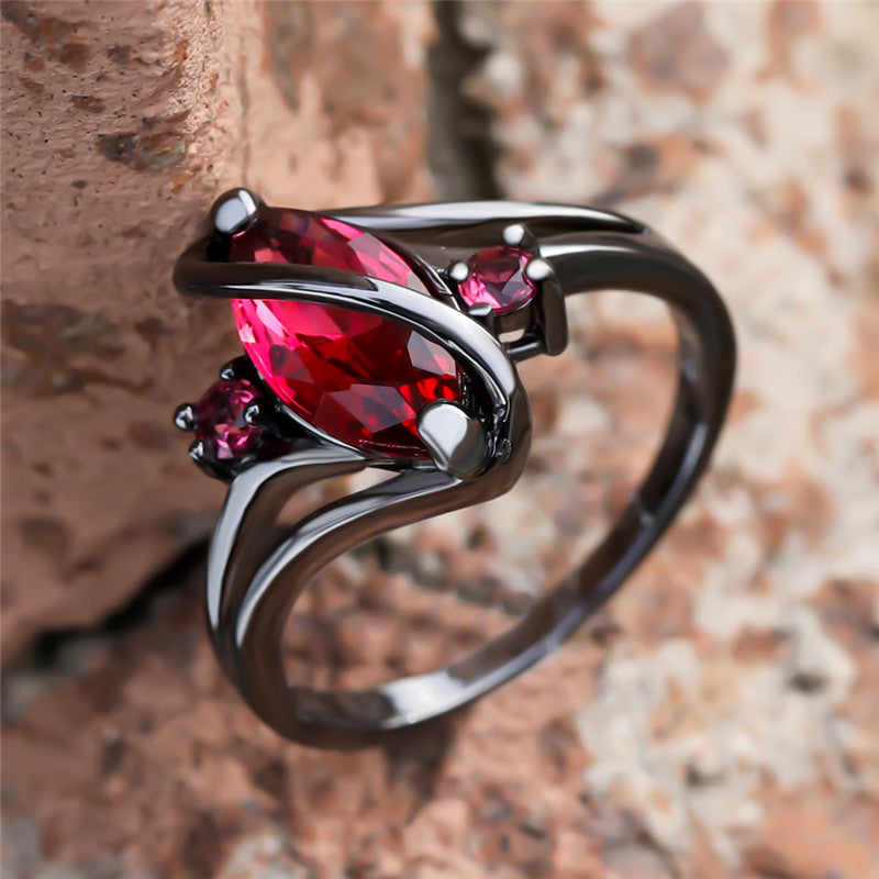 14K Black Gold Crystal Ring for Women – Statement Jewelry with Red Leaf Crystal & White Accents