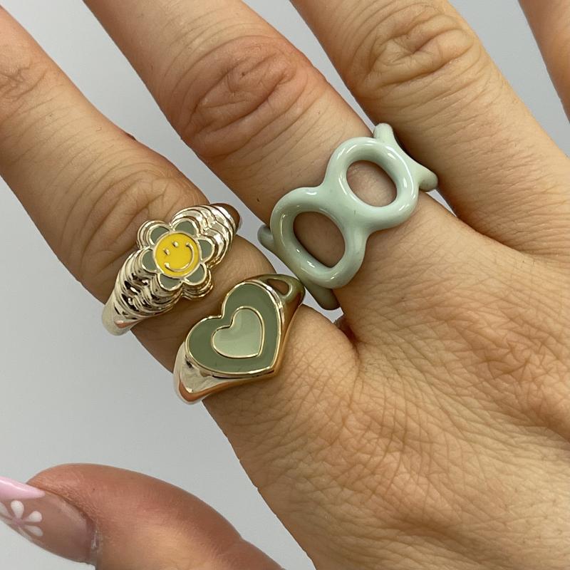 Creative Love Heart Ring – Elegant Alloy Ring with Color Retention Electroplating, Available in Sizes 6/7/8, Packaged in a Bubble Bag