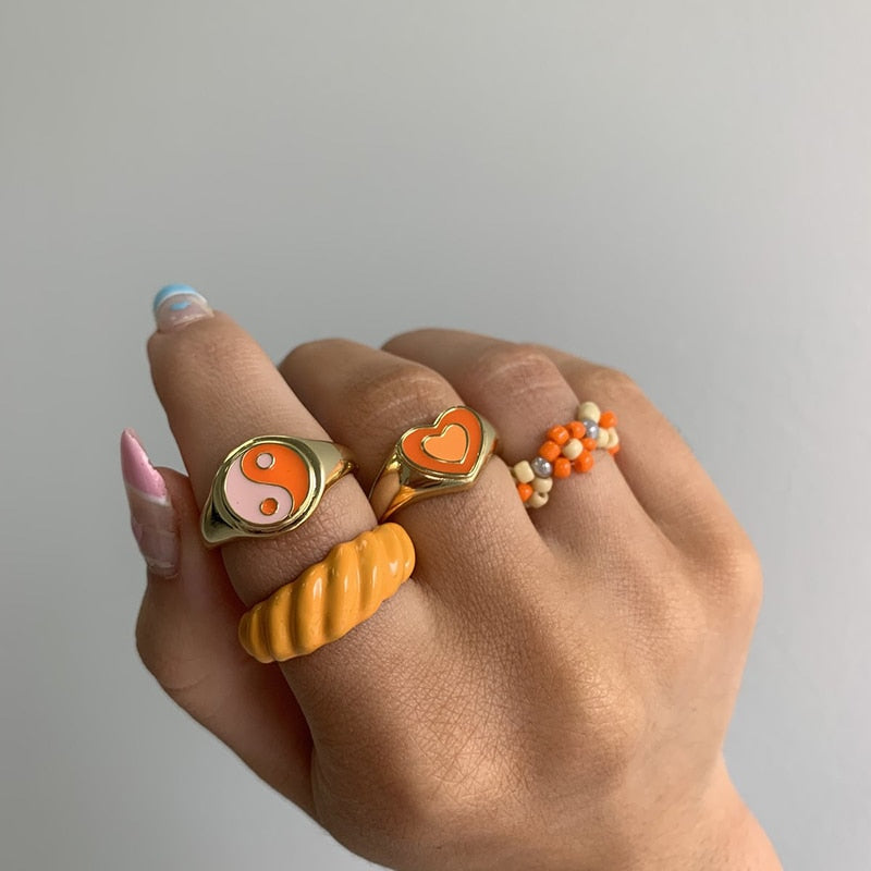 Creative Love Heart Ring – Elegant Alloy Ring with Color Retention Electroplating, Available in Sizes 6/7/8, Packaged in a Bubble Bag