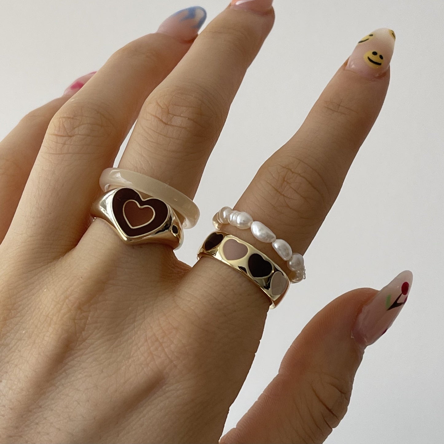 Creative Love Heart Ring – Elegant Alloy Ring with Color Retention Electroplating, Available in Sizes 6/7/8, Packaged in a Bubble Bag