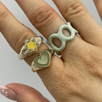 Creative Love Heart Ring – Elegant Alloy Ring with Color Retention Electroplating, Available in Sizes 6/7/8, Packaged in a Bubble Bag